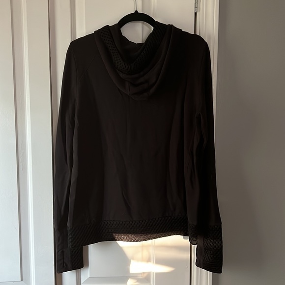 Alo Yoga Total Eclipse Hoodie - Picture 3 of 4